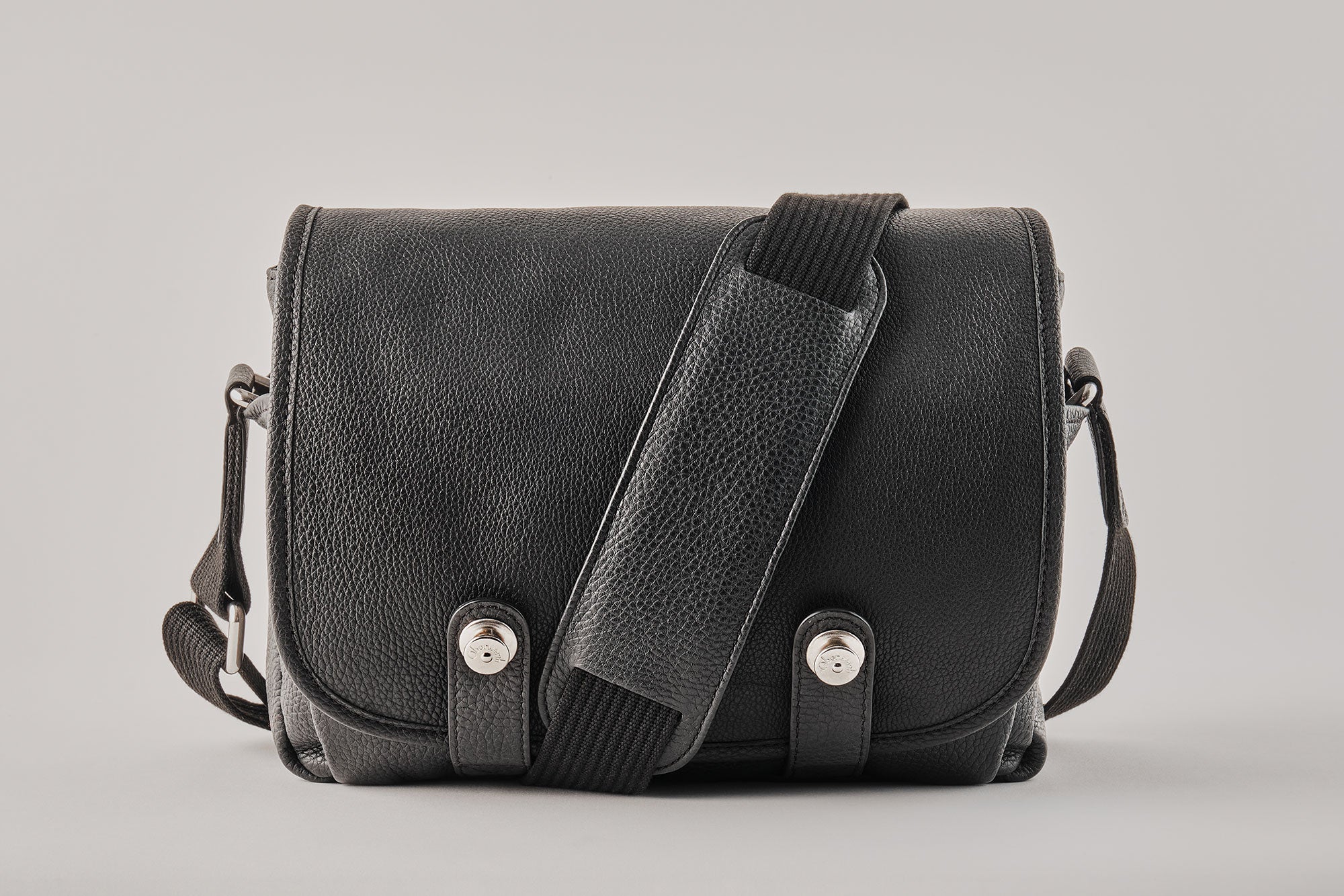 Medium Sally Bag in black leather with buckle and shoulder strap