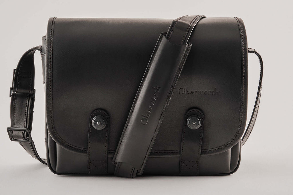 Oberwerth Freiburg Small Camera Bag (Black/Black)